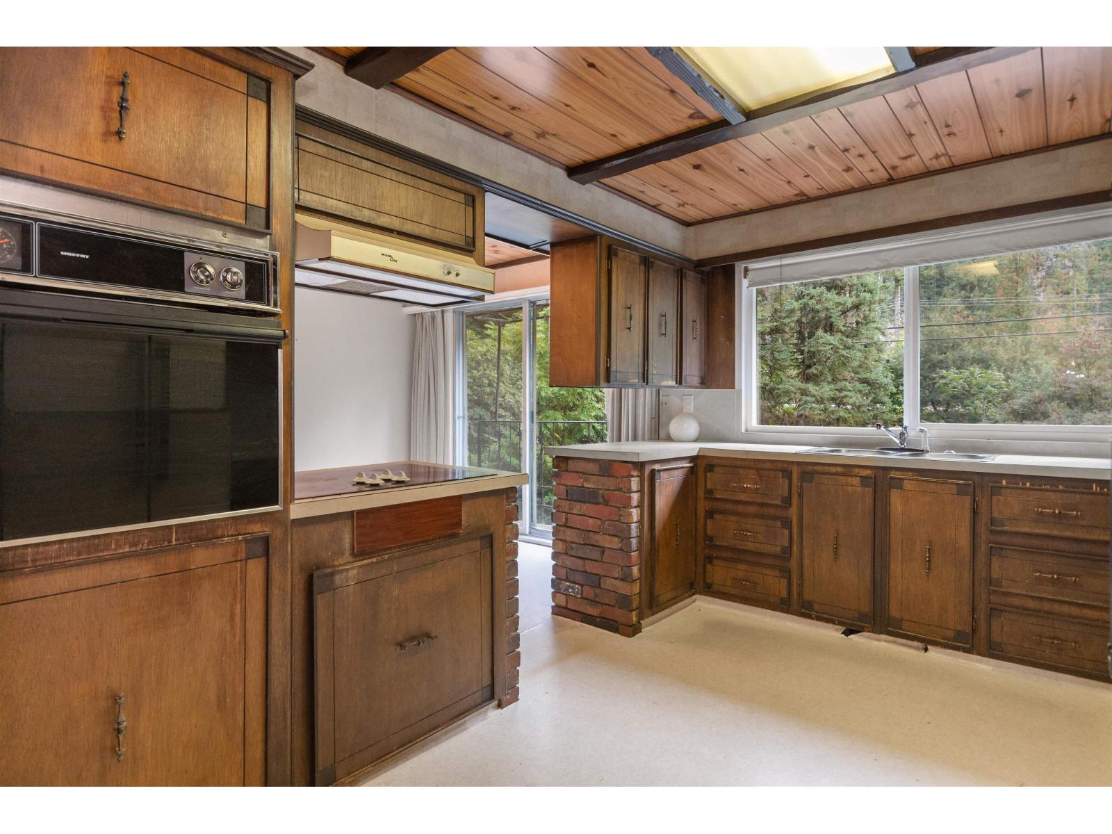 63491 Flood Hope Road, Hope, Hope, British Columbia  V0X 1L2 - Photo 6 - R3057634