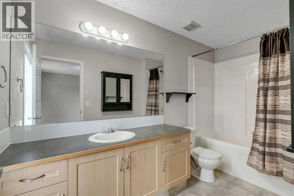 135 Copperfield Lane Se, Calgary, Alberta  T2Z 4S9 - Photo 19 - A2255010