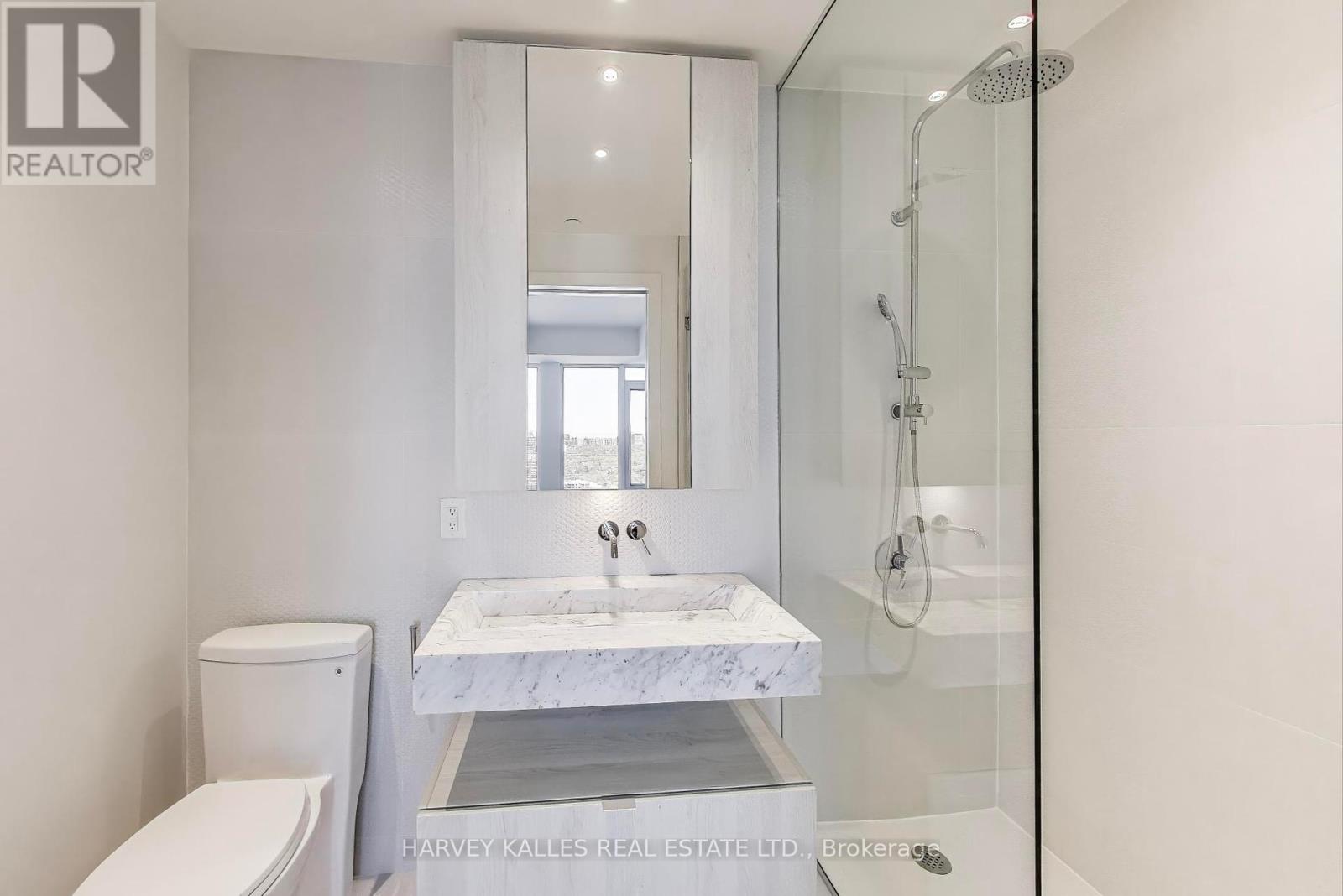 2405 - 11 Yorkville Avenue, Toronto, Ontario  M4W 0B7 - Photo 15 - C12463769