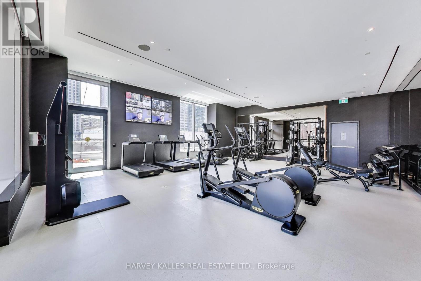 2405 - 11 Yorkville Avenue, Toronto, Ontario  M4W 0B7 - Photo 26 - C12463769