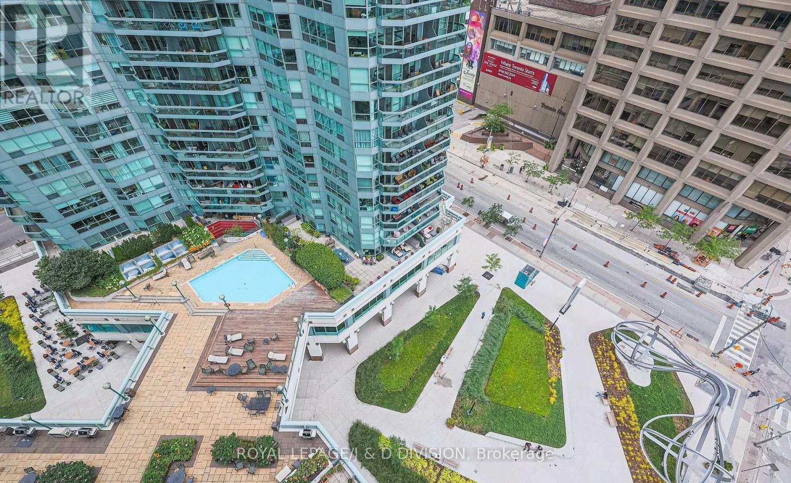 706 - 10 Queens Quay W, Toronto, Ontario  M5J 2R9 - Photo 35 - C12463783