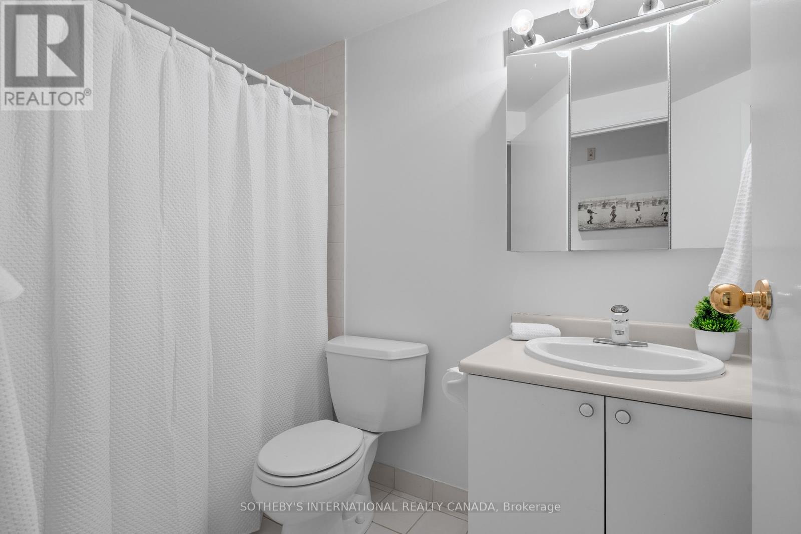 502 - 1901 Yonge Street, Toronto, Ontario  M4S 1Y6 - Photo 16 - C12463834