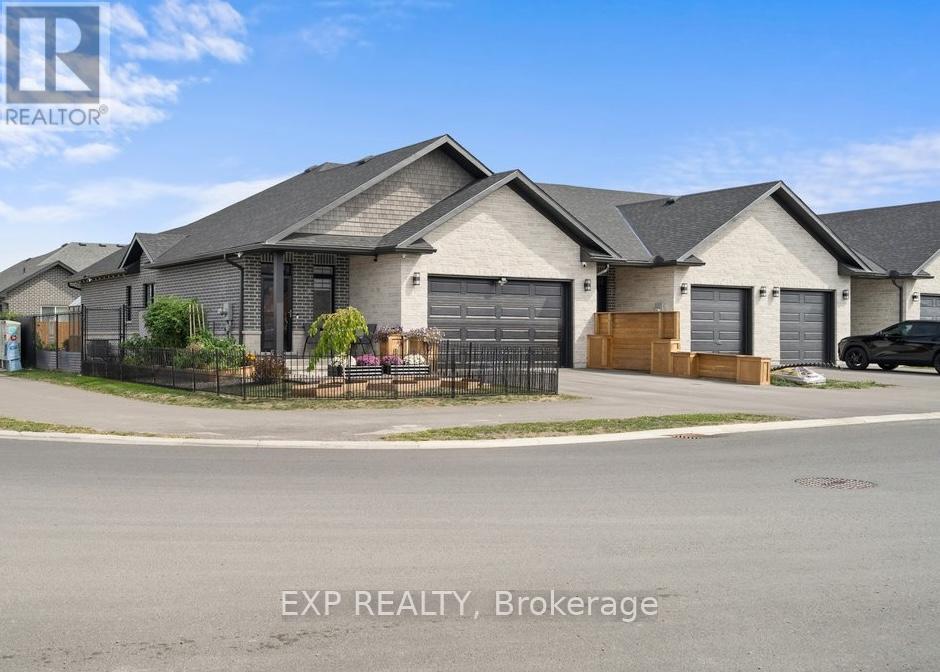 30 Raycroft Drive, Belleville, Ontario  K8N 0R4 - Photo 1 - X12463955
