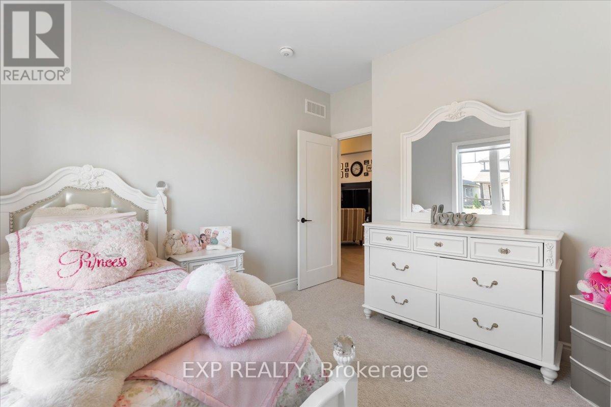 30 Raycroft Drive, Belleville, Ontario  K8N 0R4 - Photo 21 - X12463955