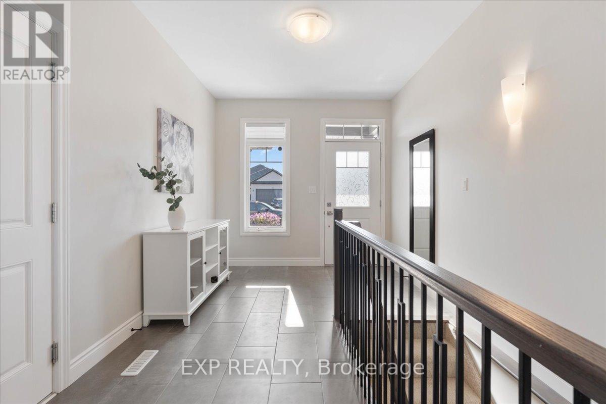 30 Raycroft Drive, Belleville, Ontario  K8N 0R4 - Photo 4 - X12463955