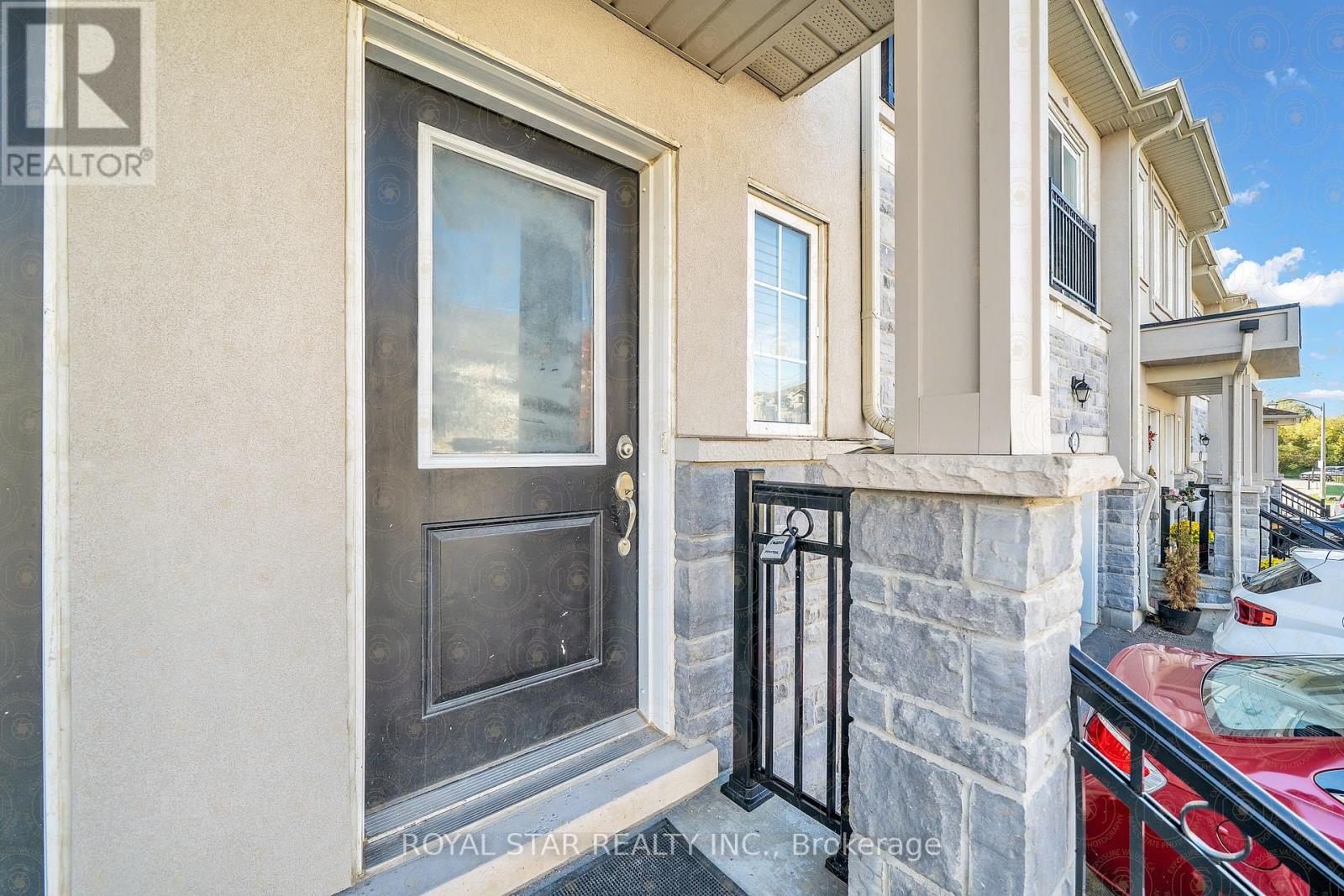 30 Prospect Way, Whitby, Ontario  L1N 0L4 - Photo 2 - E12463816