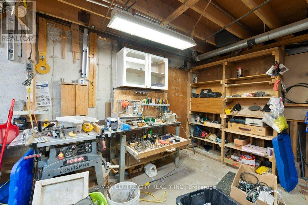 46215 North Street, Central Elgin, Ontario  N0L 2H0 - Photo 27 - X12463844