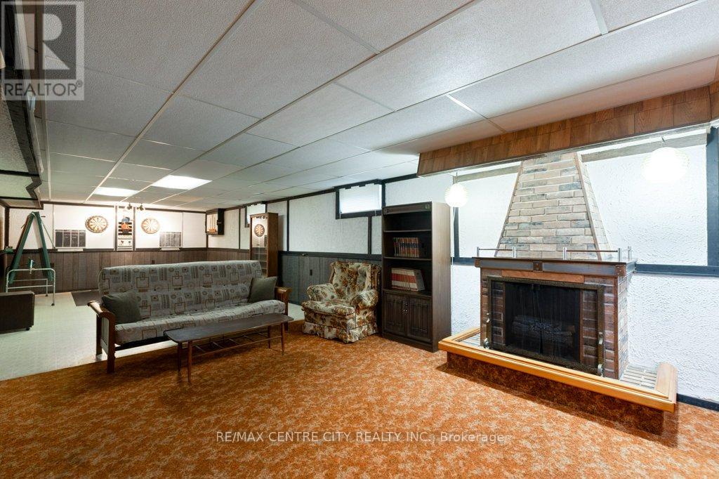 46215 North Street, Central Elgin, Ontario  N0L 2H0 - Photo 31 - X12463844