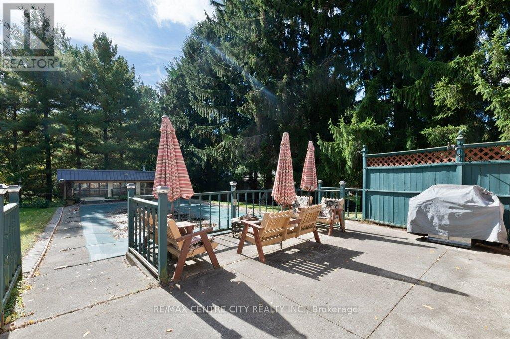46215 North Street, Central Elgin, Ontario  N0L 2H0 - Photo 34 - X12463844