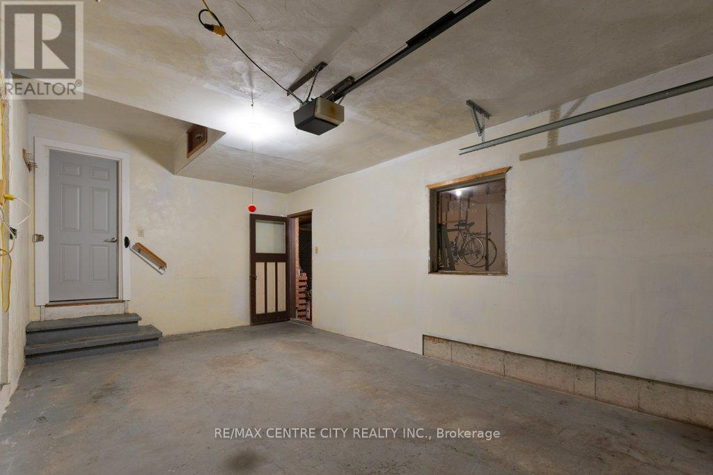 46215 North Street, Central Elgin, Ontario  N0L 2H0 - Photo 43 - X12463844