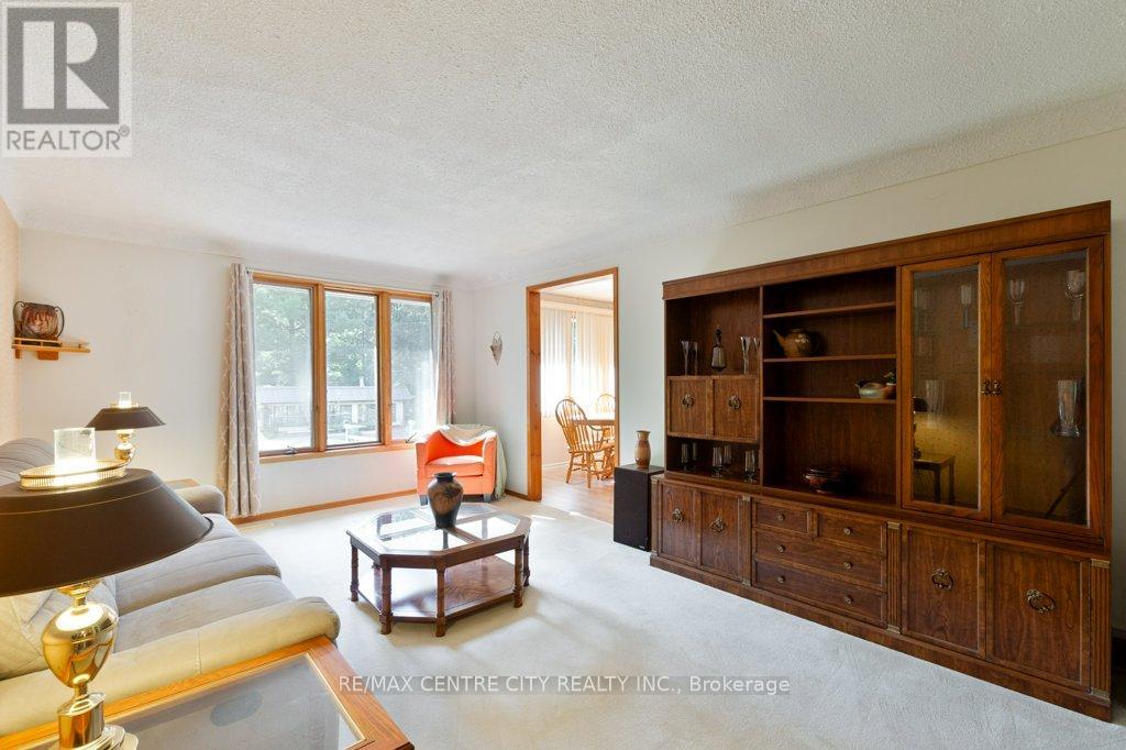 46215 North Street, Central Elgin, Ontario  N0L 2H0 - Photo 7 - X12463844