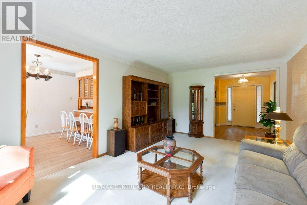 46215 North Street, Central Elgin, Ontario  N0L 2H0 - Photo 9 - X12463844