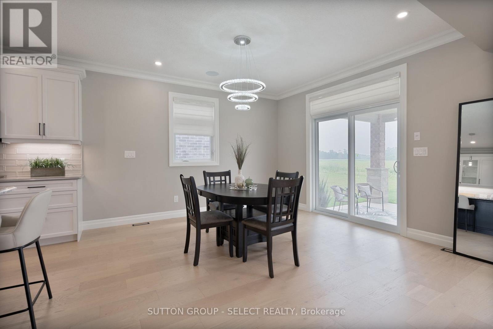 3833 Campbell Street N, London South, Ontario  N6P 0J7 - Photo 12 - X12463907