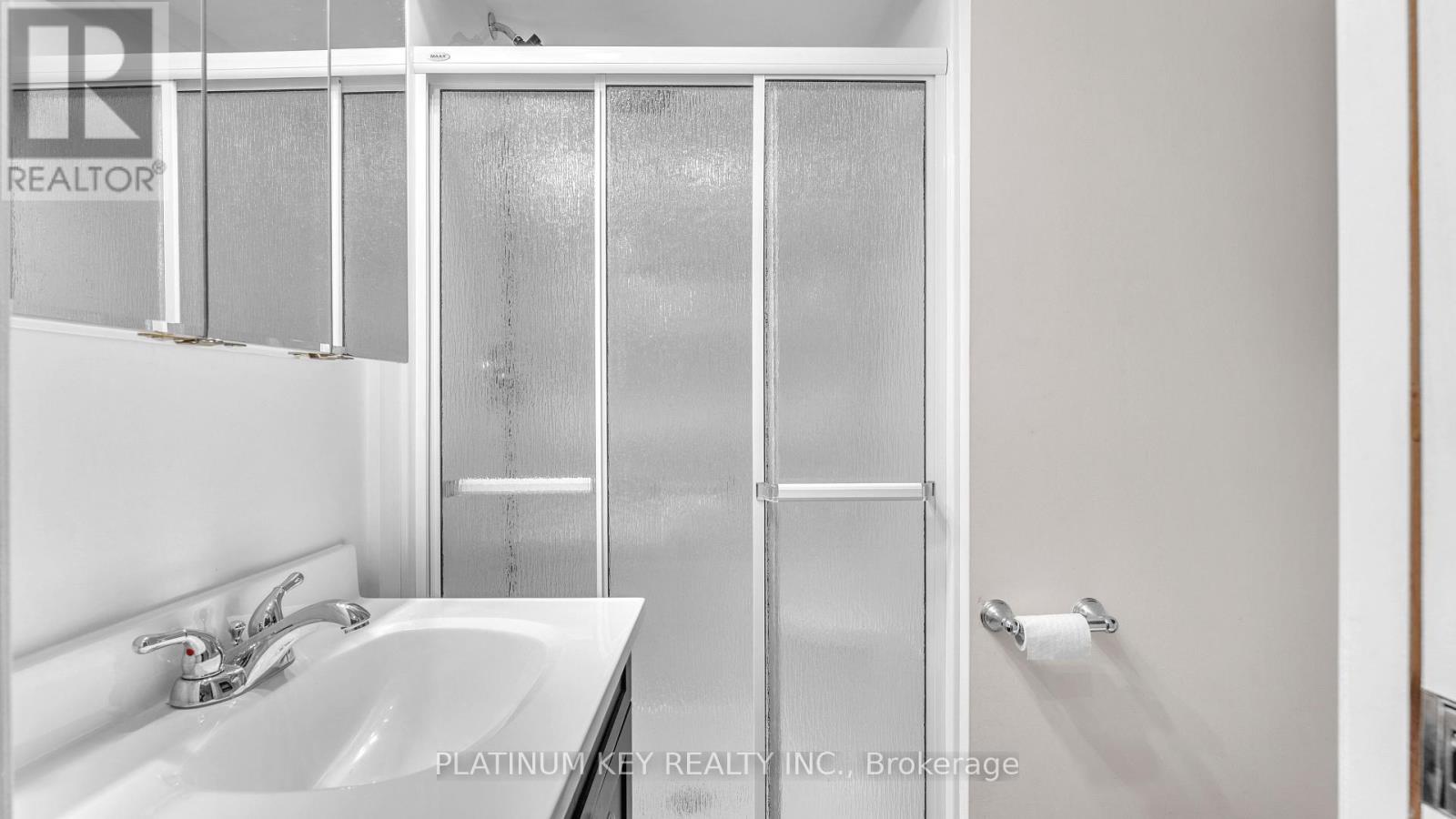 112 Ontario Street, Strathroy-Caradoc, Ontario  N7G 1B6 - Photo 22 - X12463935