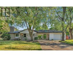 112 ONTARIO STREET, Strathroy-Caradoc, Ontario