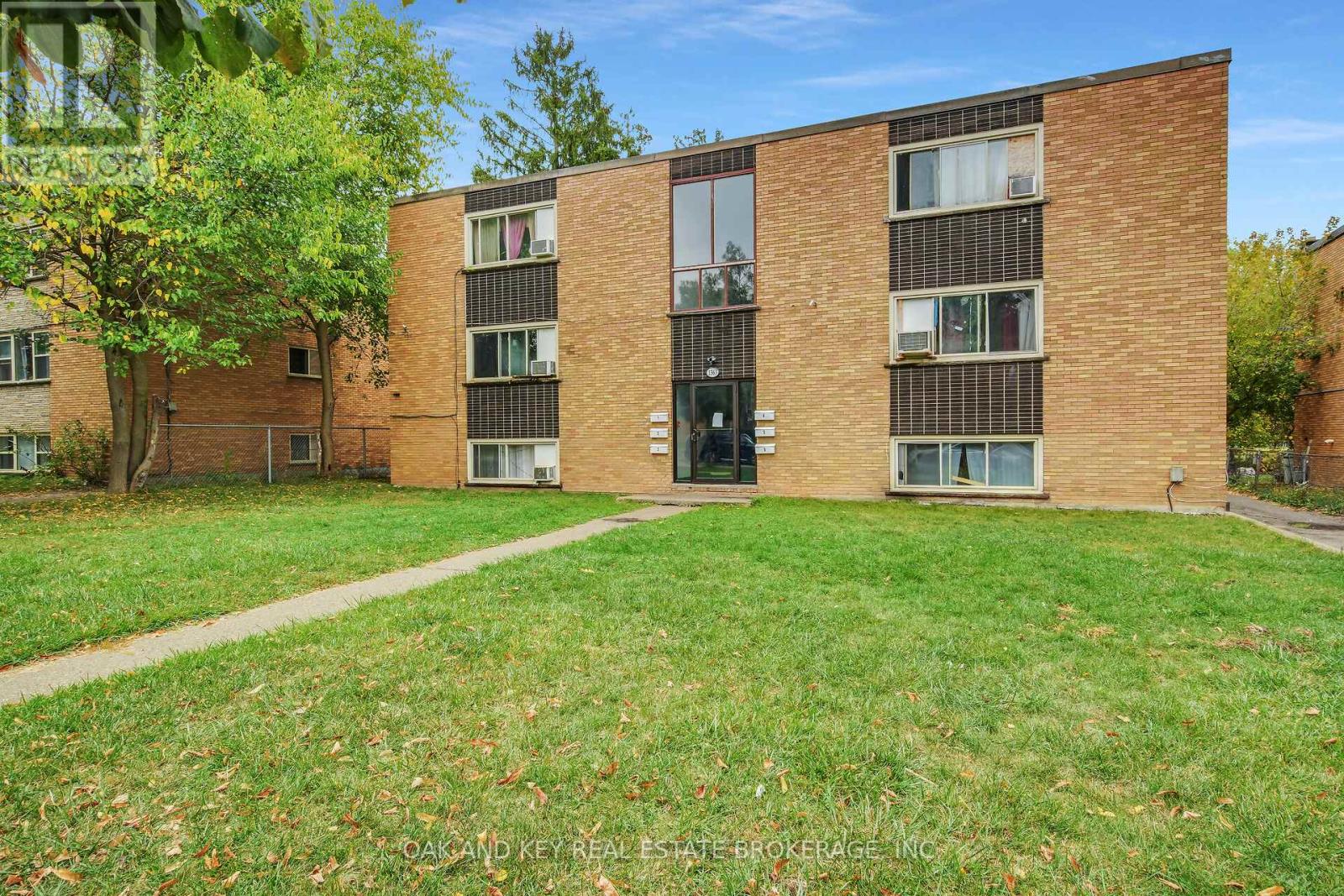 1563 ALLEN PLACE, London East, Ontario