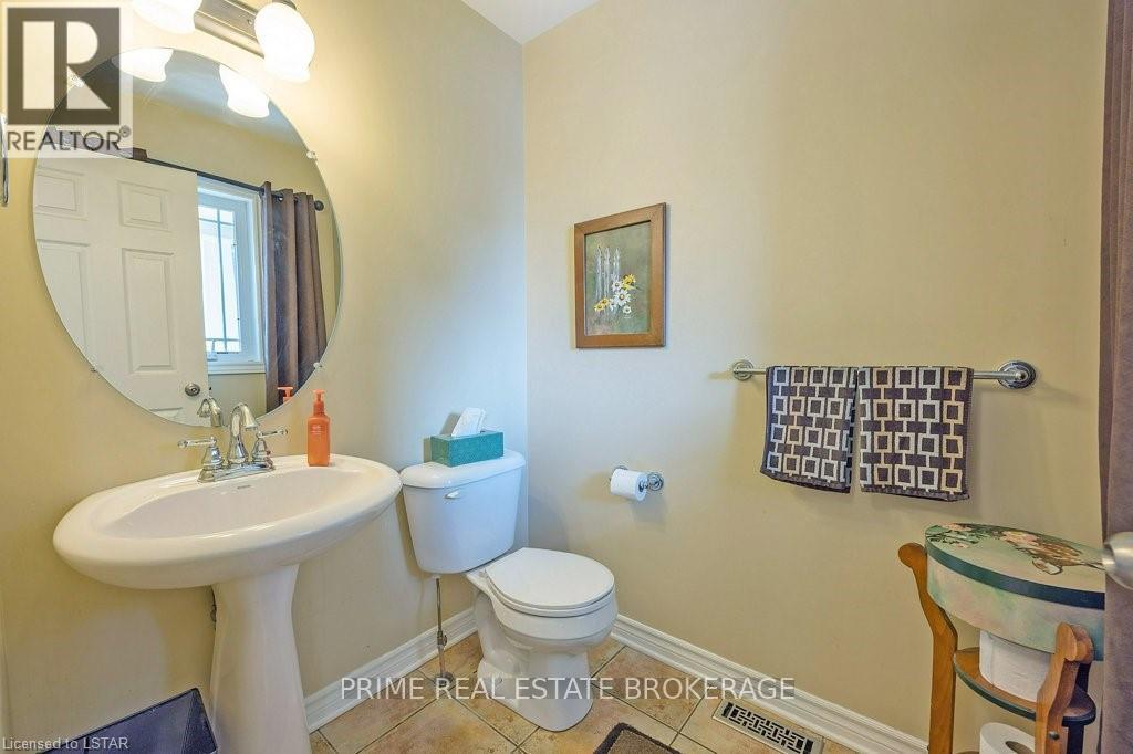 6 Peach Tree Boulevard, St. Thomas, Ontario  N5R 1L2 - Photo 13 - X12463951