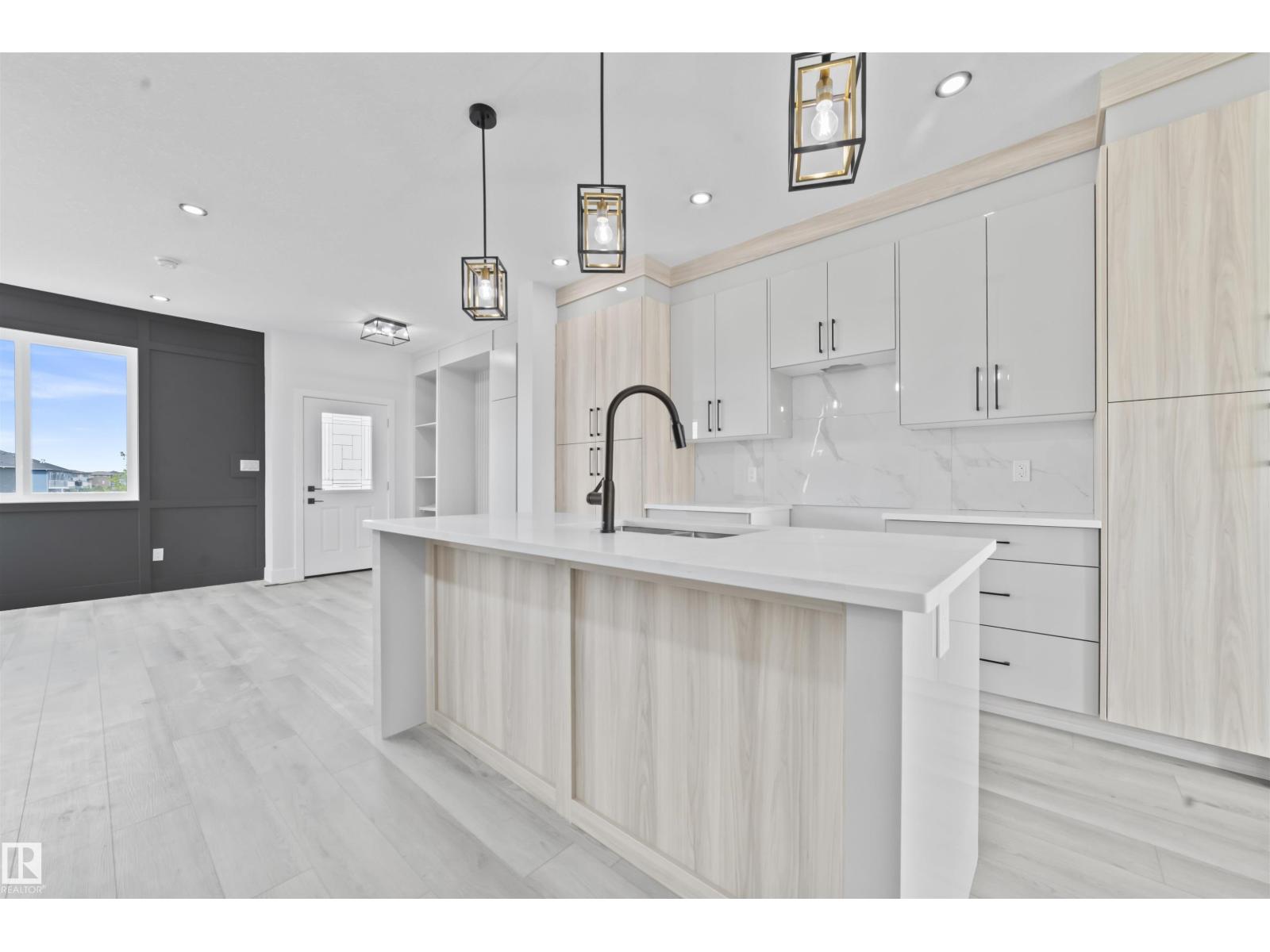203 Deer Valley Dr, Leduc, Alberta  T9E 1S8 - Photo 12 - E4462171