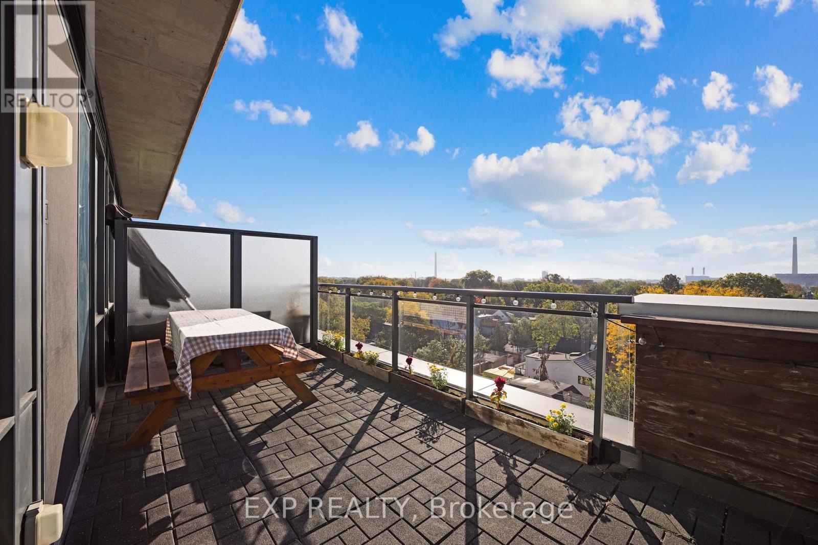 804 - 1238 Dundas St Street E, Toronto, Ontario  M4M 0C6 - Photo 21 - E12463939