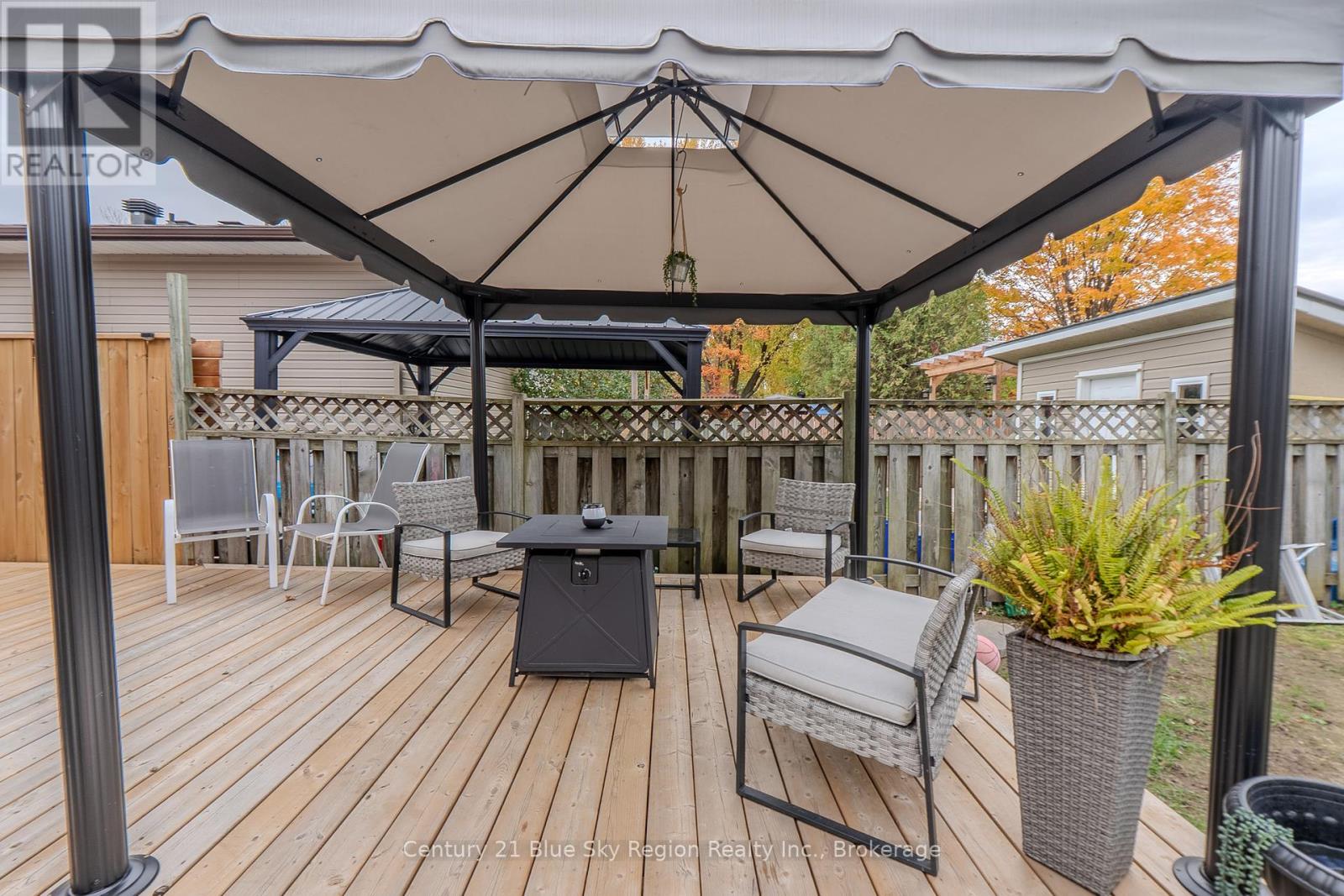 19 Massey Drive, North Bay, Ontario  P1A 3Y3 - Photo 12 - X12463879