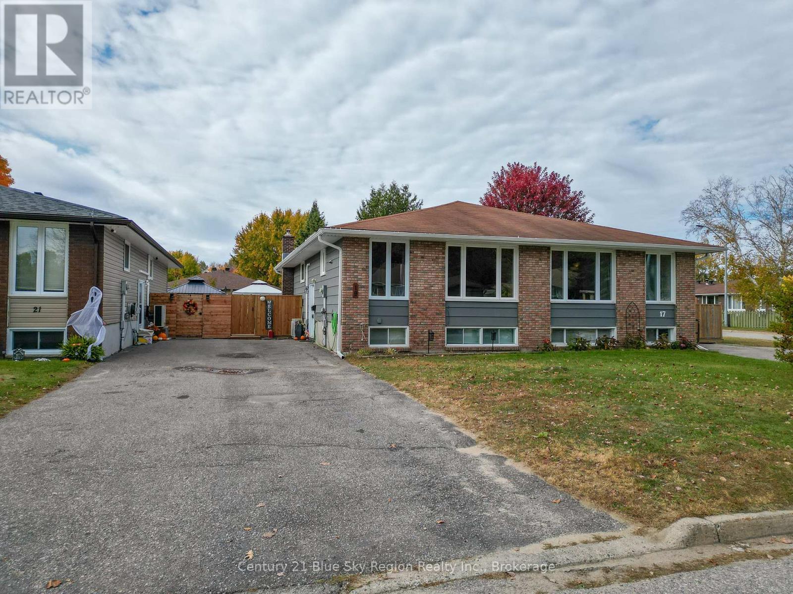 19 Massey Drive, North Bay, Ontario  P1A 3Y3 - Photo 3 - X12463879