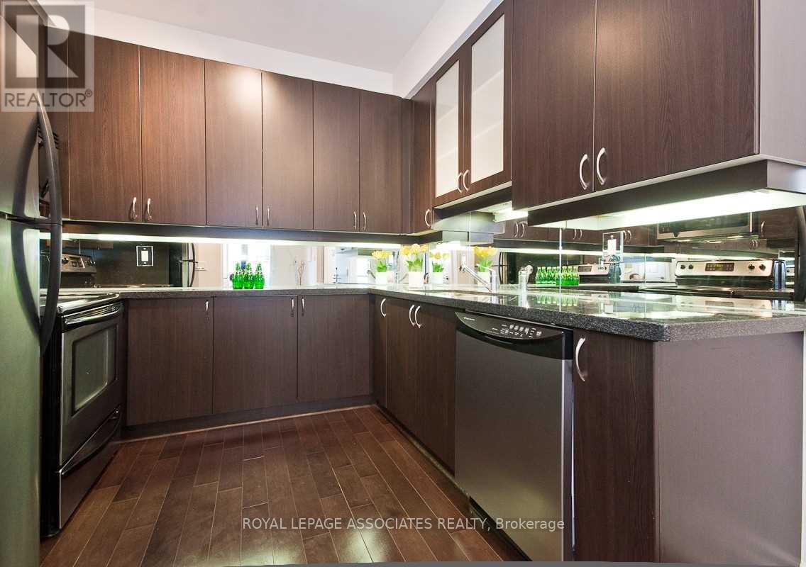 102 - 39 Upper Duke Crescent, Markham, Ontario  L6G 0B8 - Photo 3 - N12463764