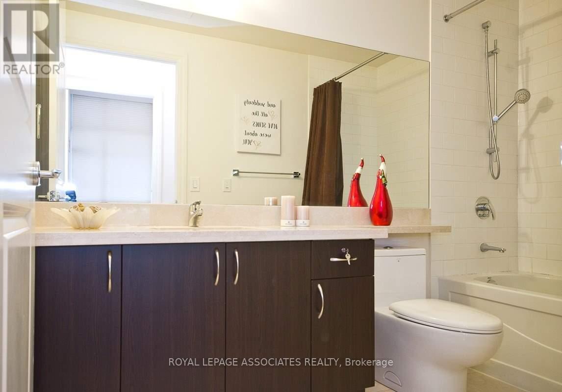 102 - 39 Upper Duke Crescent, Markham, Ontario  L6G 0B8 - Photo 8 - N12463764