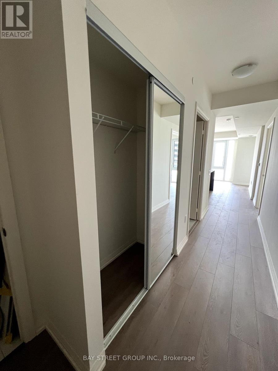 418 - 27 Korda Gate, Vaughan, Ontario  L4K 2M9 - Photo 12 - N12463779