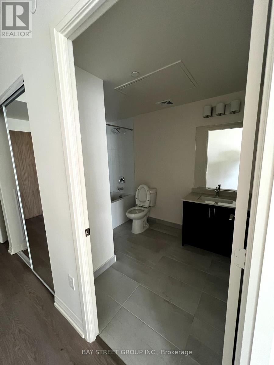 418 - 27 Korda Gate, Vaughan, Ontario  L4K 2M9 - Photo 9 - N12463779