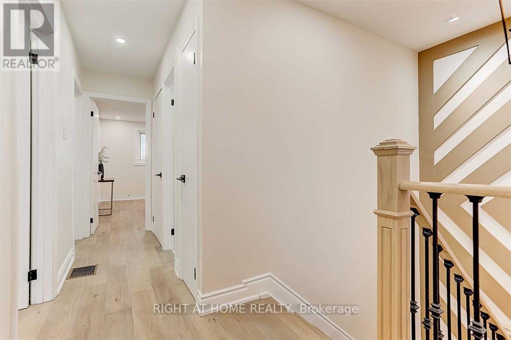 187 Collings Avenue, Bradford West Gwillimbury, Ontario  L3Z 1W2 - Photo 24 - N12463786