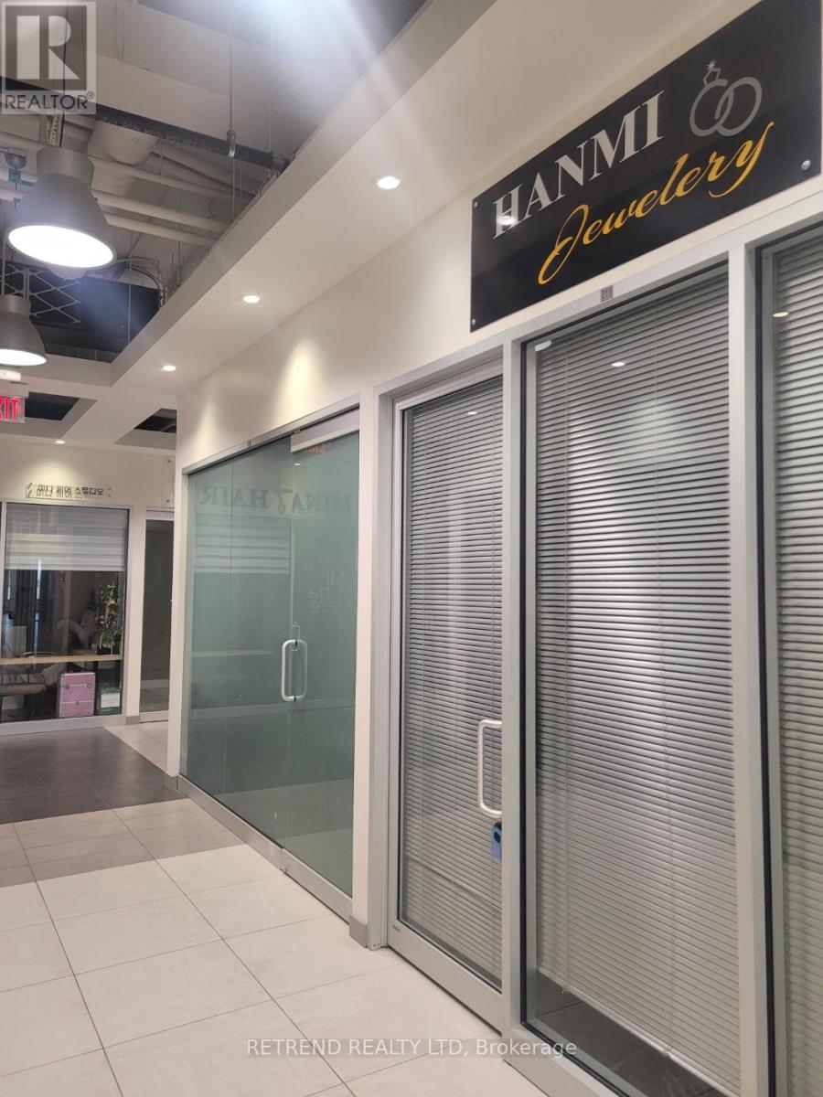 211 - 7181 Yonge Street, Markham, Ontario  L3T 0C7 - Photo 1 - N12463811