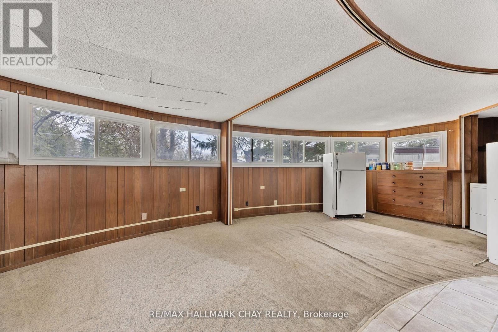 4 Lakeshore Road, Midland, Ontario  L4R 0B9 - Photo 15 - S12463789