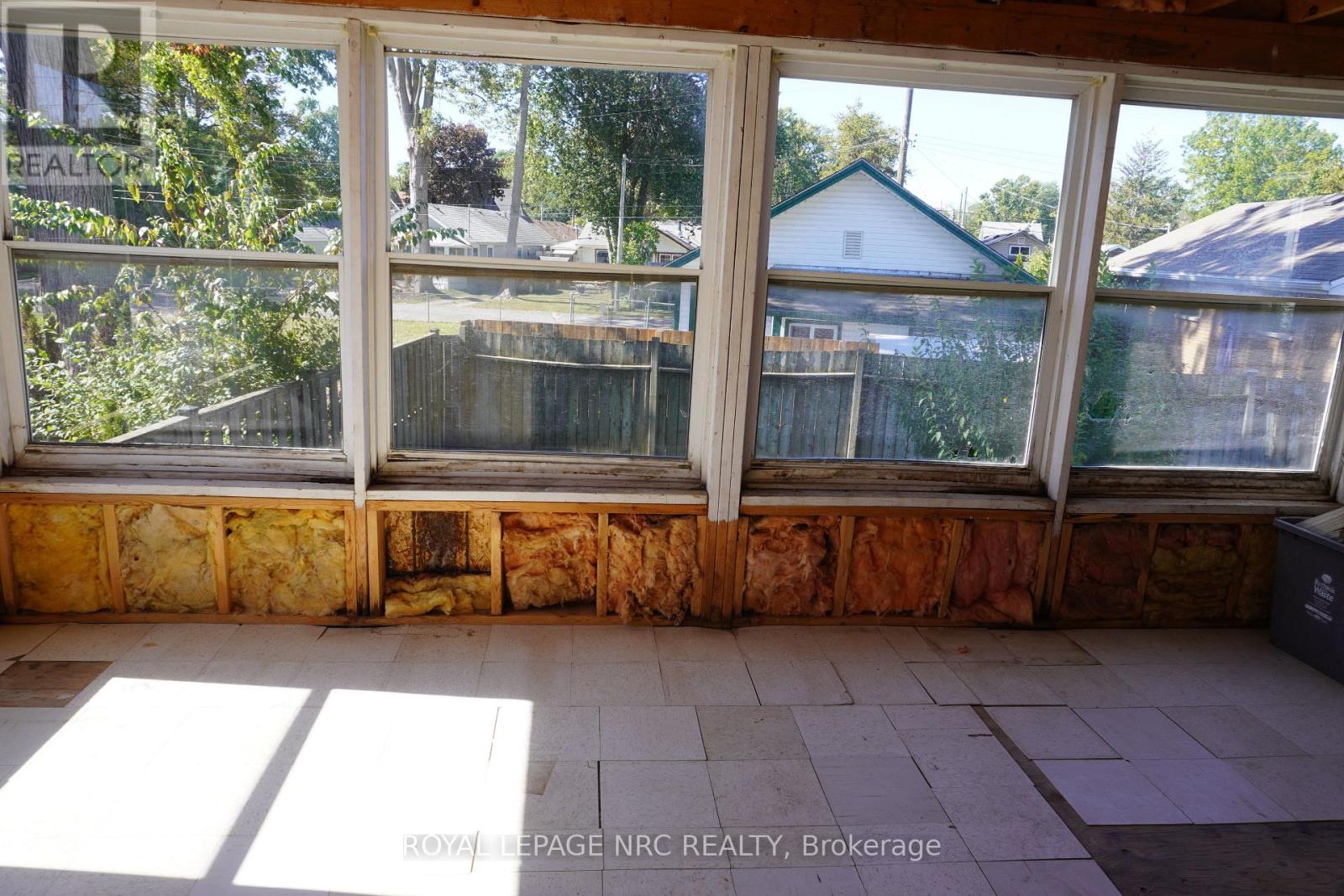 212 Lincoln Road W, Fort Erie, Ontario  L0S 1B0 - Photo 35 - X12463857