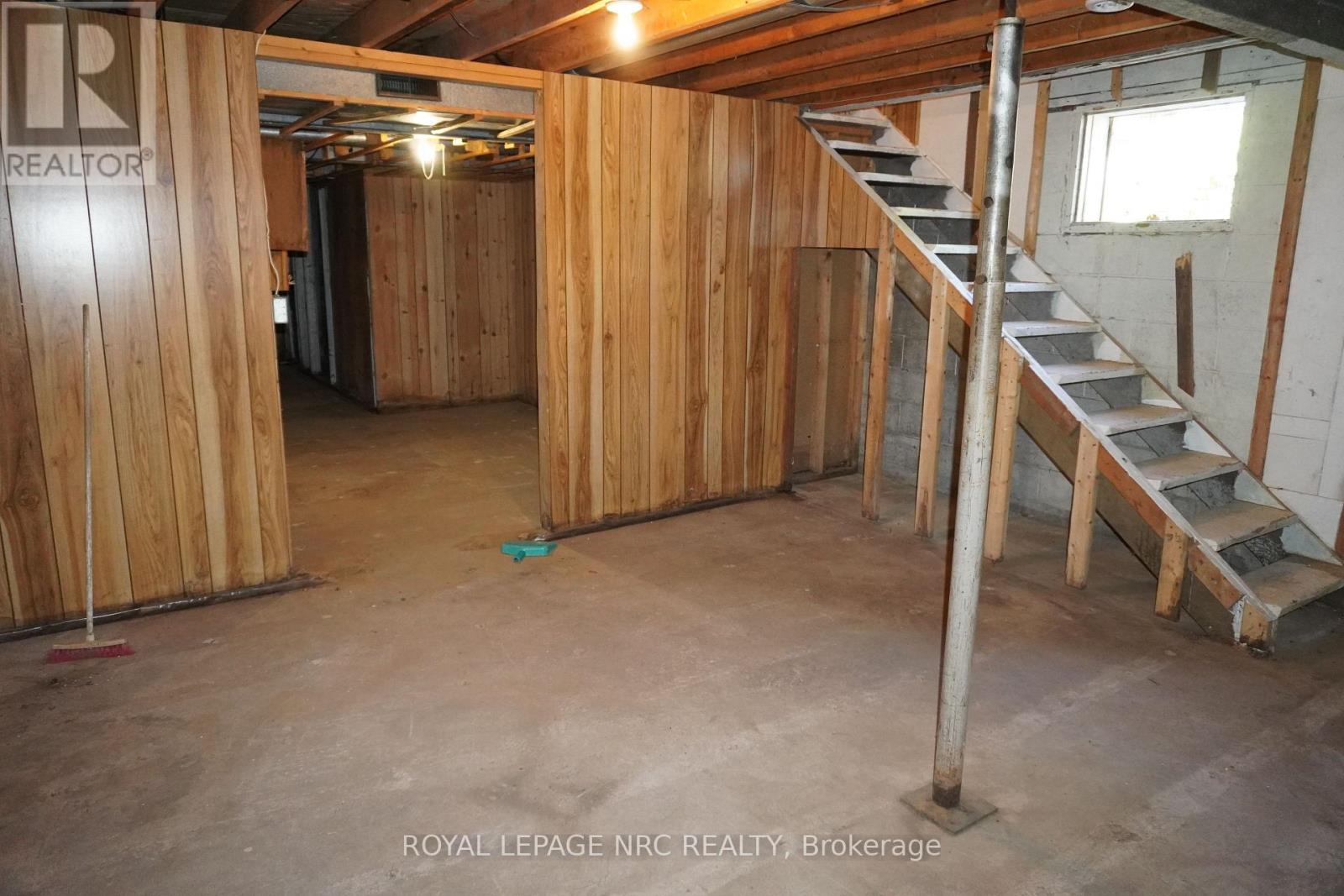 212 Lincoln Road W, Fort Erie, Ontario  L0S 1B0 - Photo 45 - X12463857