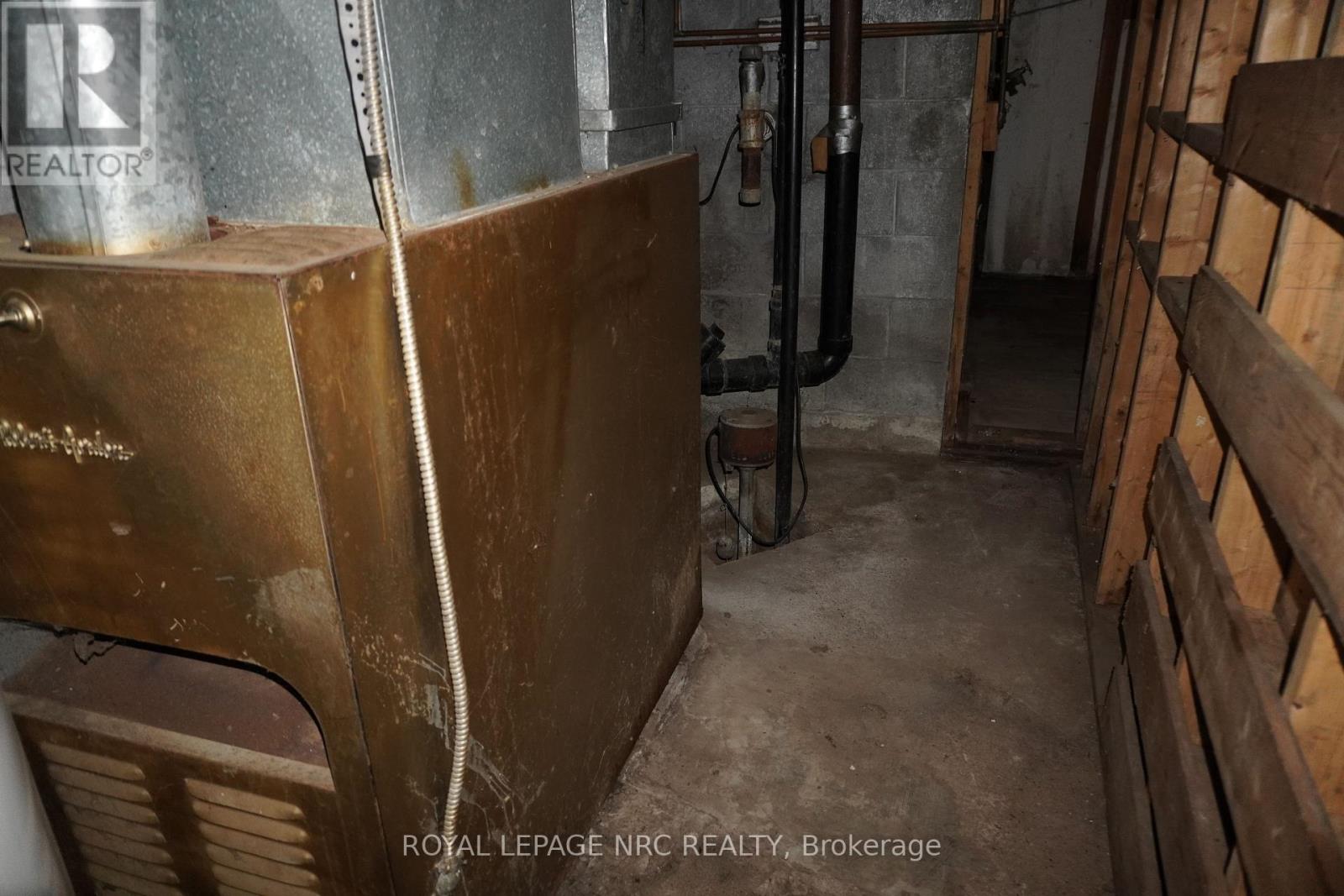 212 Lincoln Road W, Fort Erie, Ontario  L0S 1B0 - Photo 46 - X12463857