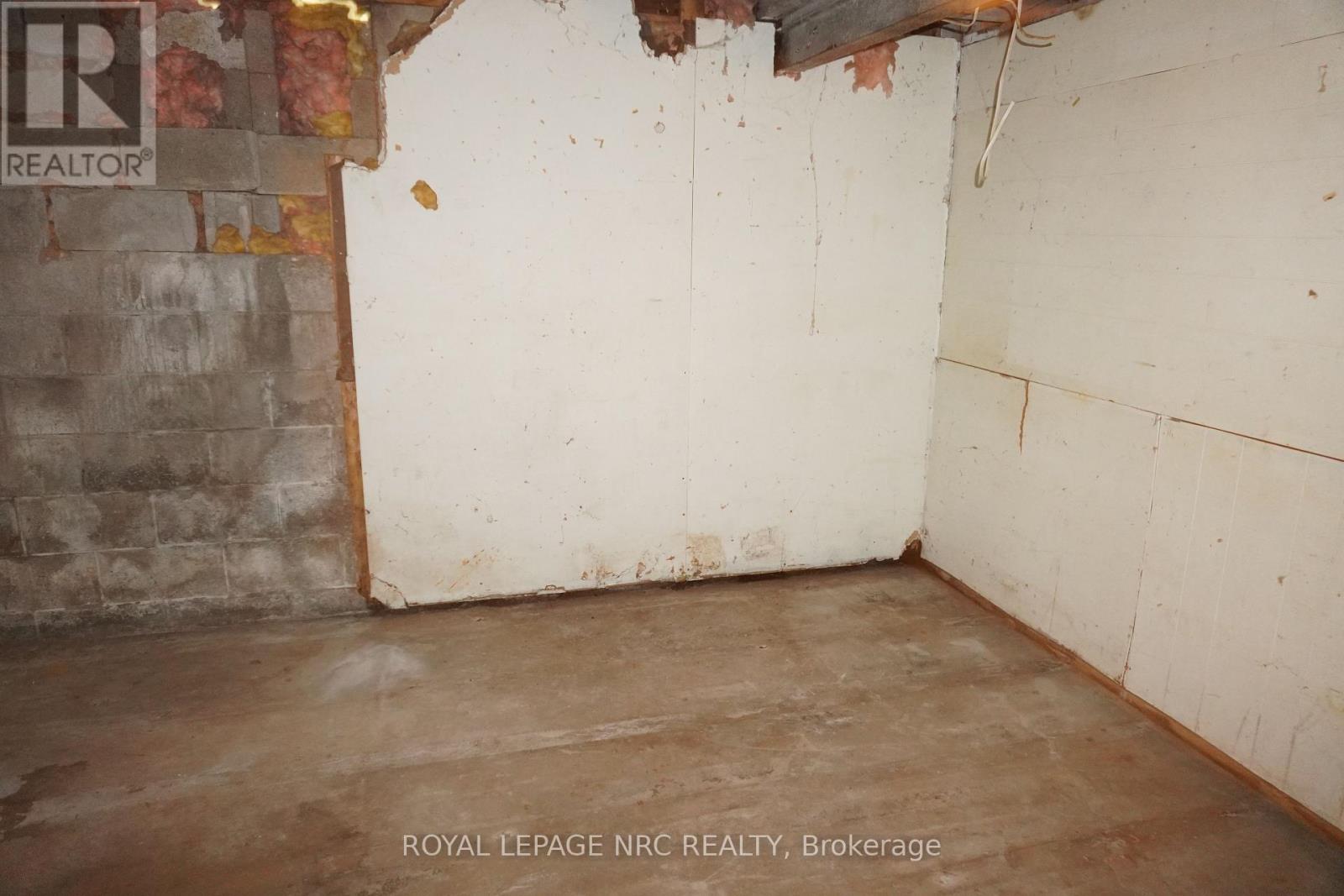 212 Lincoln Road W, Fort Erie, Ontario  L0S 1B0 - Photo 49 - X12463857