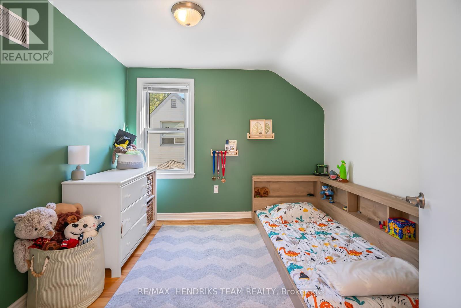 5 Maplewood Drive, St. Catharines, Ontario  L2M 3N9 - Photo 19 - X12463914