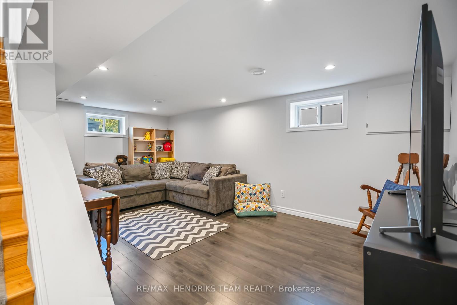 5 Maplewood Drive, St. Catharines, Ontario  L2M 3N9 - Photo 21 - X12463914