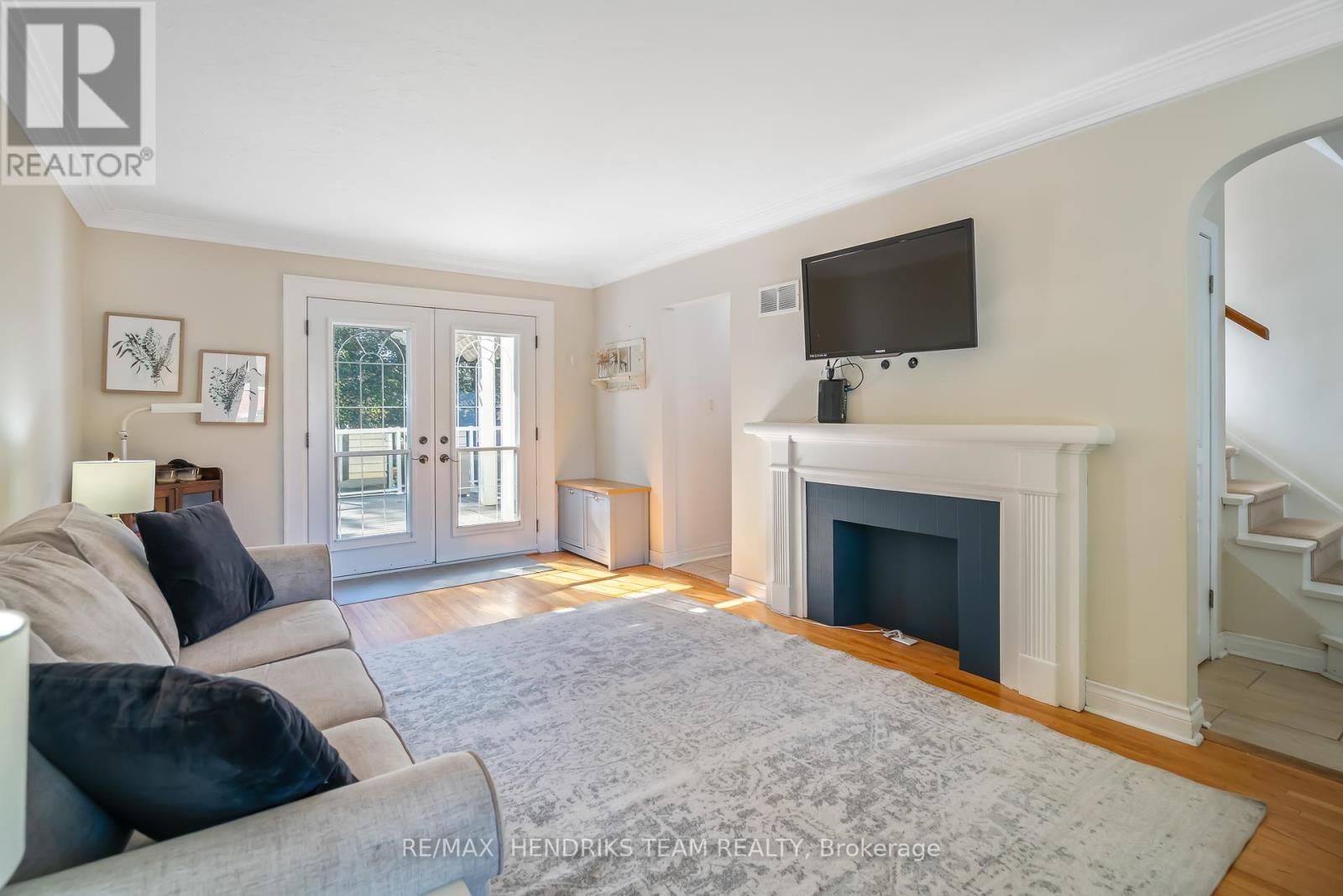 5 Maplewood Drive, St. Catharines, Ontario  L2M 3N9 - Photo 7 - X12463914