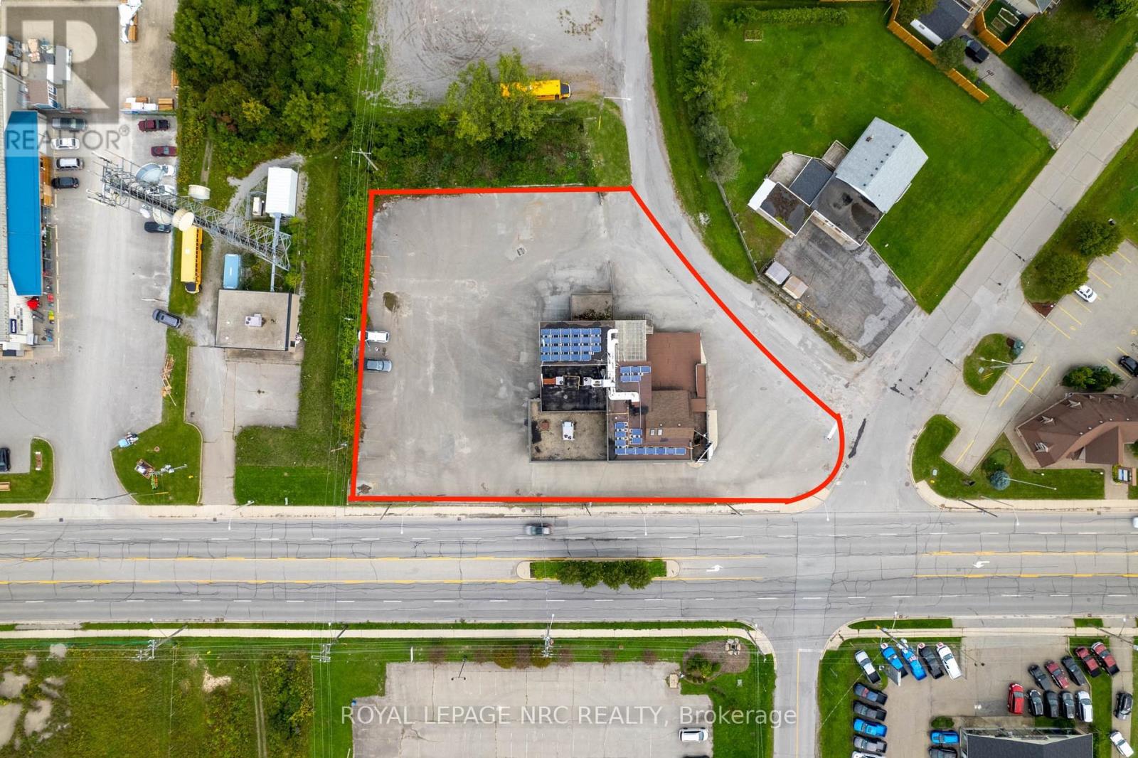 544 Garrison Road, Fort Erie, Ontario  L2A 1N4 - Photo 6 - X12463926