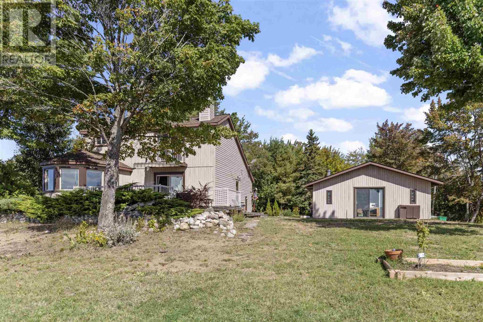 1966 Pineshores Rd, Goulais River, Ontario  P0S 1E0 - Photo 3 - SM252713