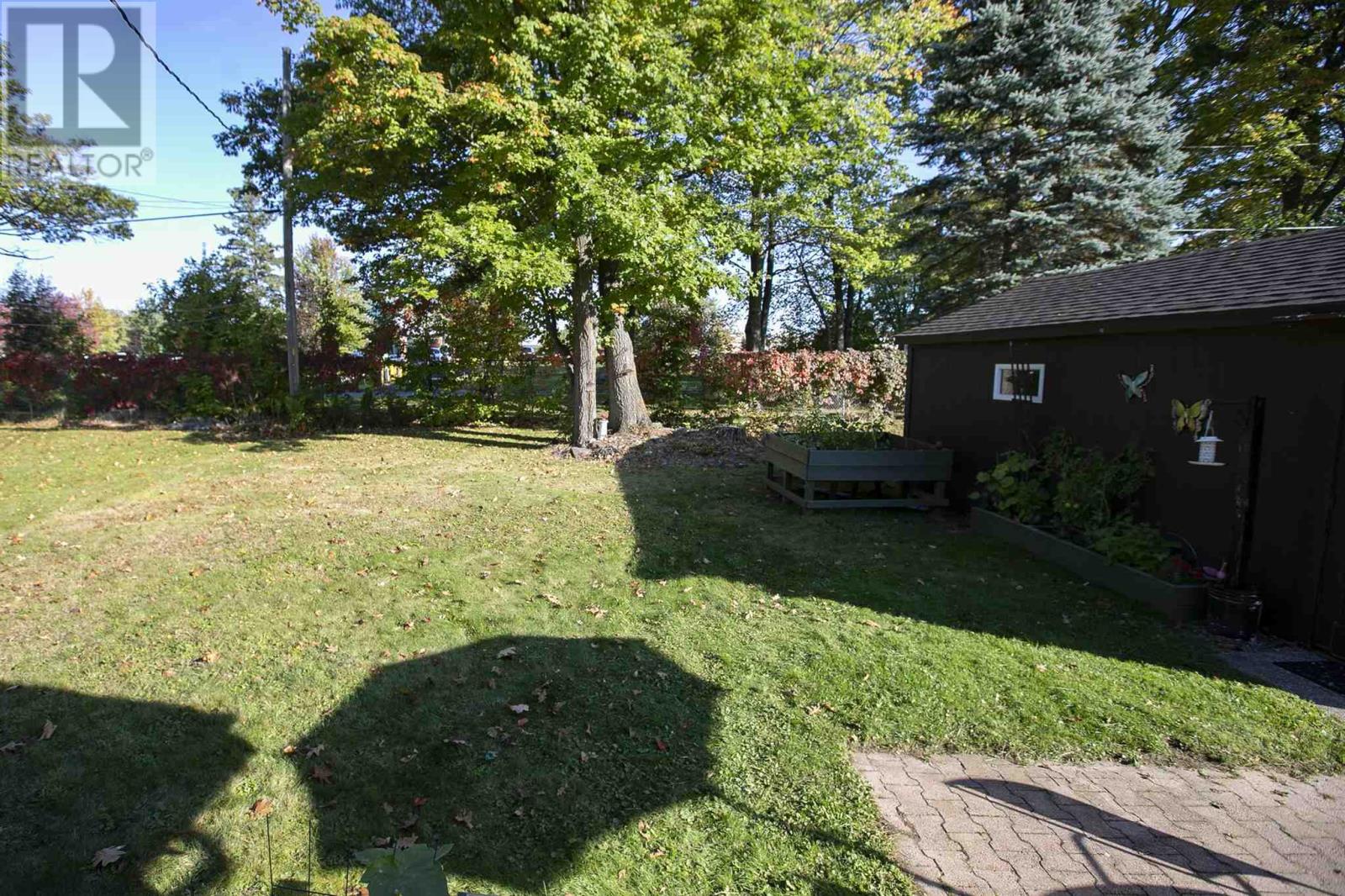 106 Malabar Drive, Sault Ste. Marie, Ontario  P6B 4A7 - Photo 10 - SM252830