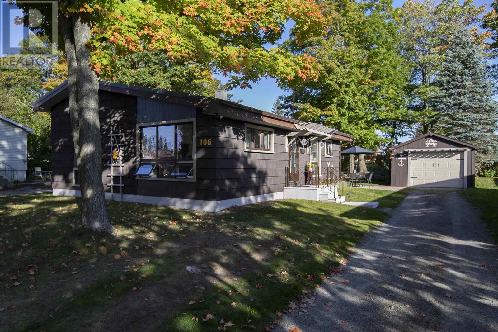 106 Malabar Drive, Sault Ste. Marie, Ontario  P6B 4A7 - Photo 4 - SM252830