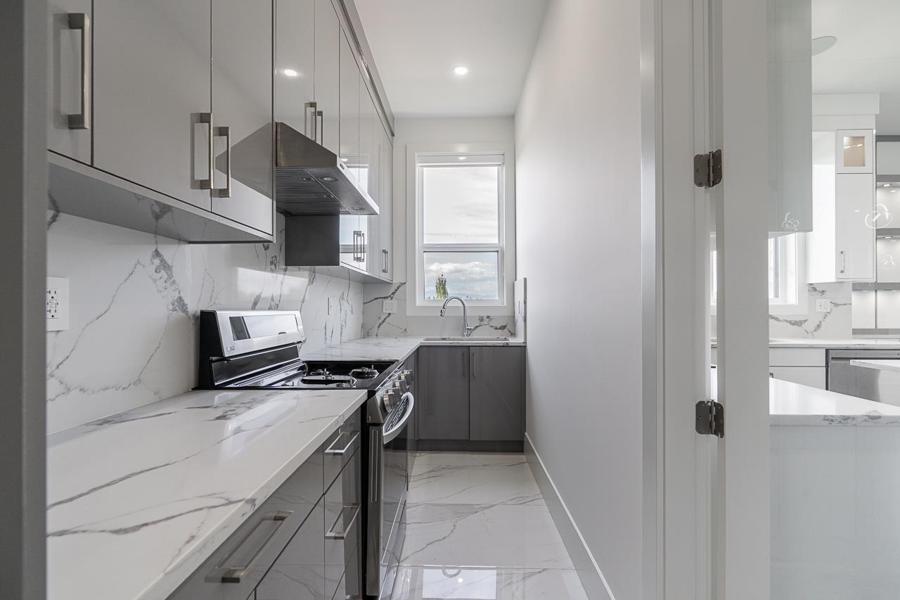 15051 63a Avenue, Surrey, British Columbia  V3S 3H8 - Photo 11 - R3058496
