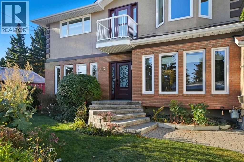 8131 33 Avenue Nw, Calgary, Alberta  T3B 1L5 - Photo 2 - A2263753