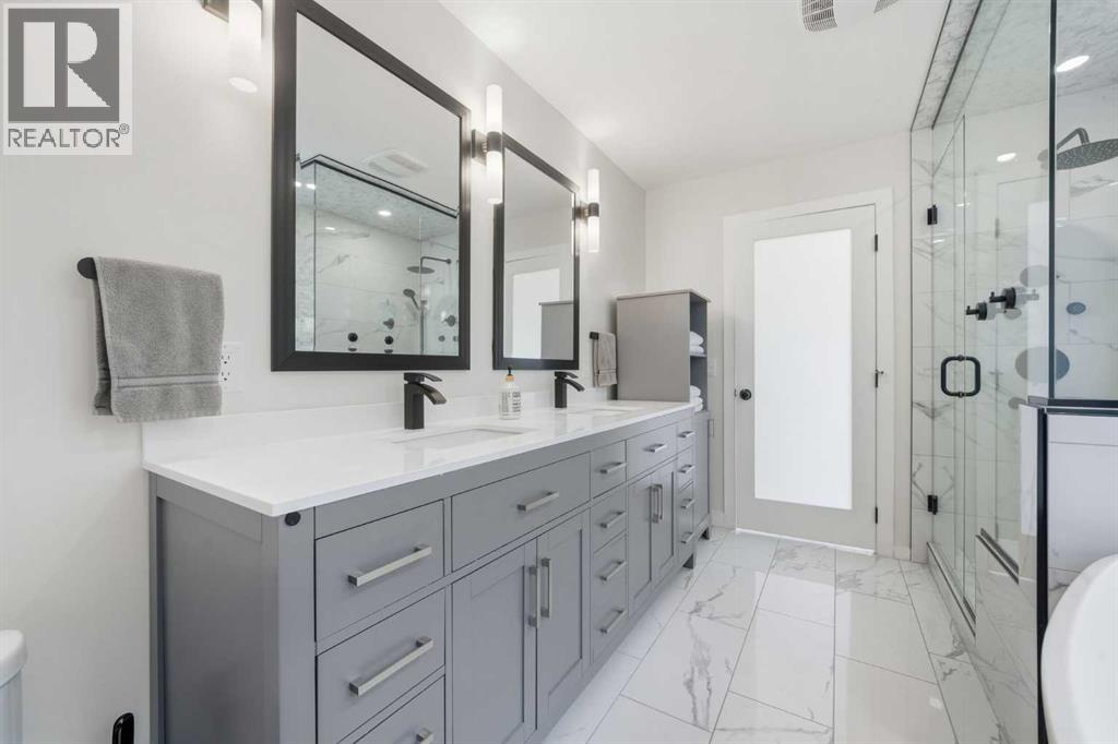8131 33 Avenue Nw, Calgary, Alberta  T3B 1L5 - Photo 27 - A2263753
