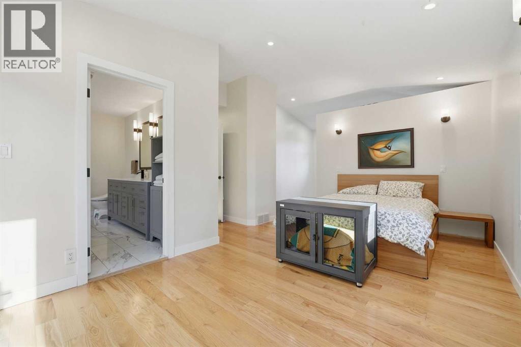 8131 33 Avenue Nw, Calgary, Alberta  T3B 1L5 - Photo 20 - A2263753