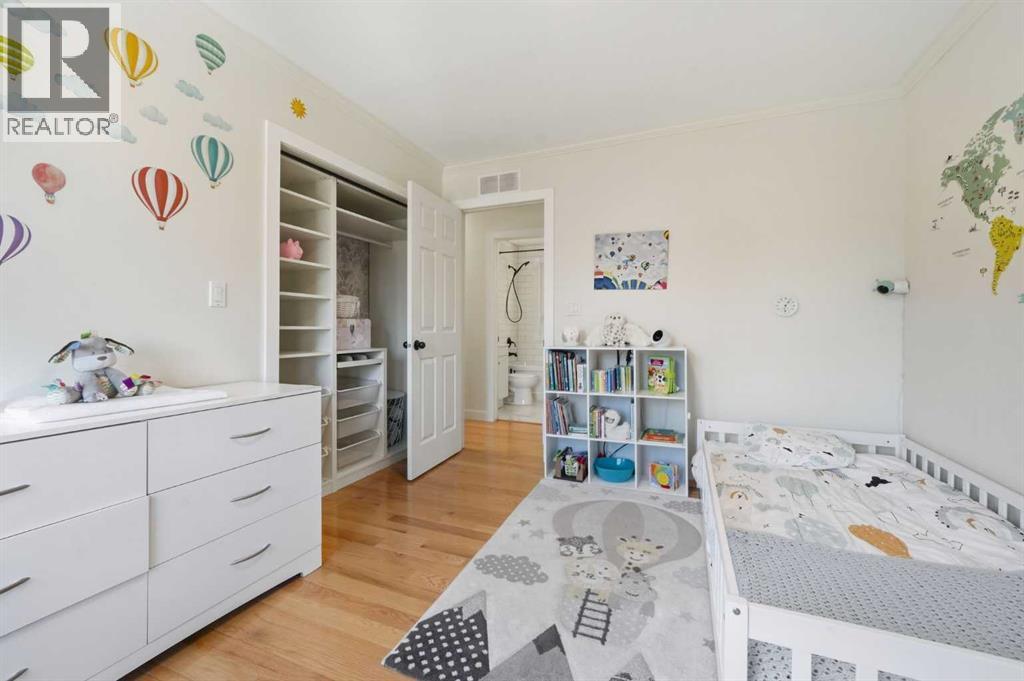8131 33 Avenue Nw, Calgary, Alberta  T3B 1L5 - Photo 14 - A2263753