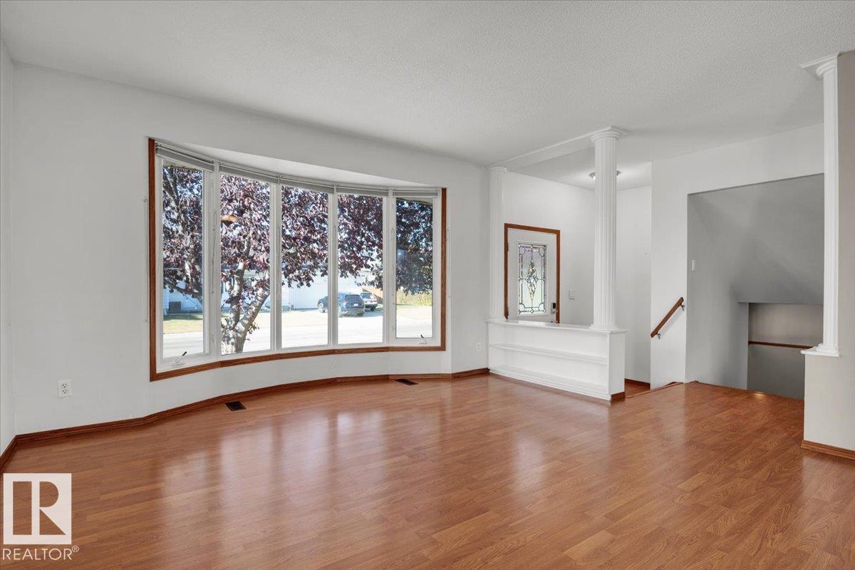 3803 112 St Nw Nw, Edmonton, Alberta  T6J 1J1 - Photo 10 - E4462175