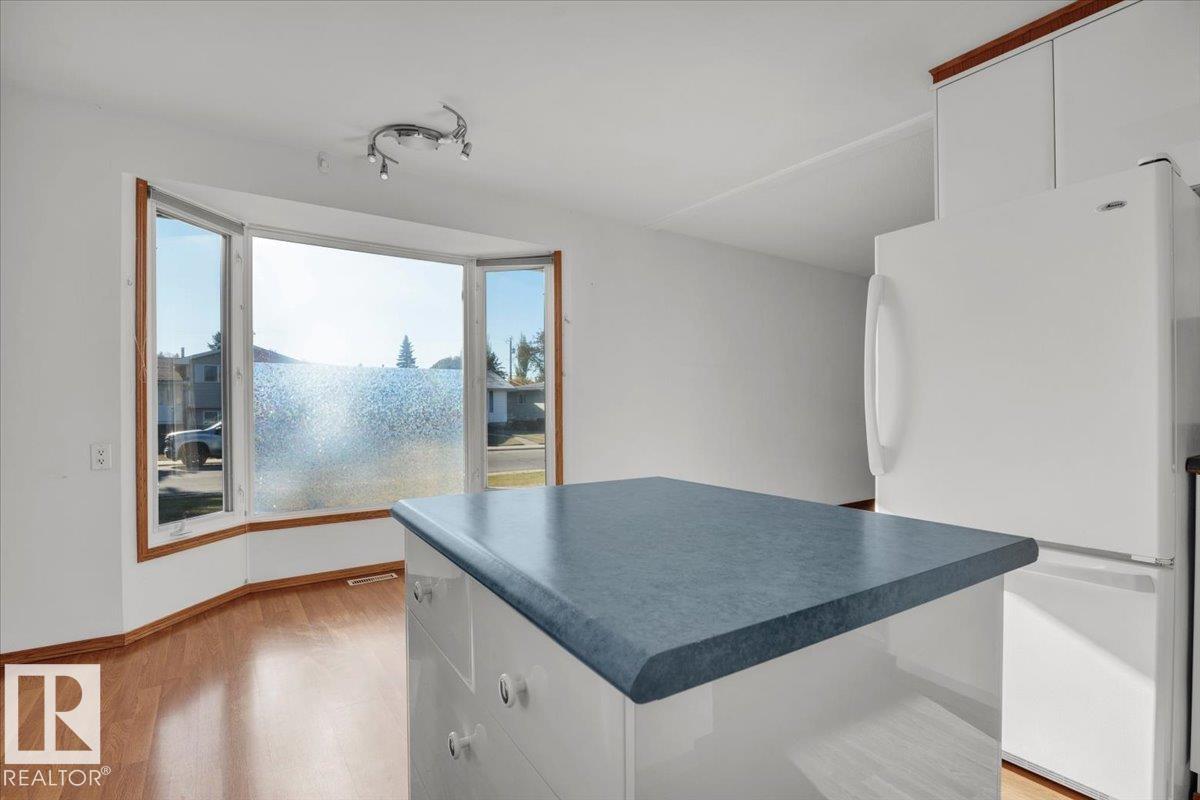 3803 112 St Nw Nw, Edmonton, Alberta  T6J 1J1 - Photo 16 - E4462175